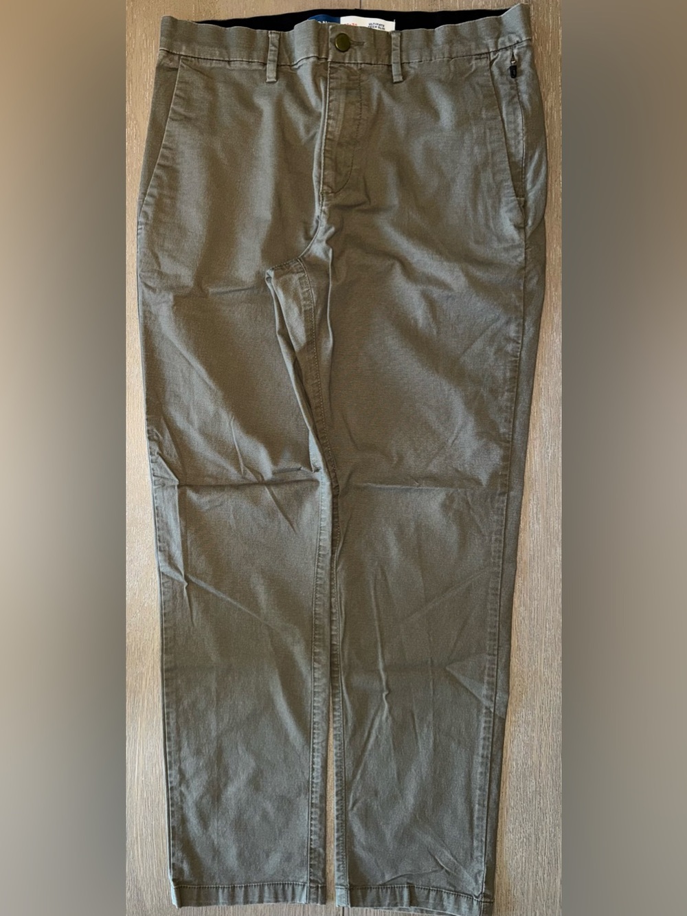 Old Navy Men's Olive Chino Pants